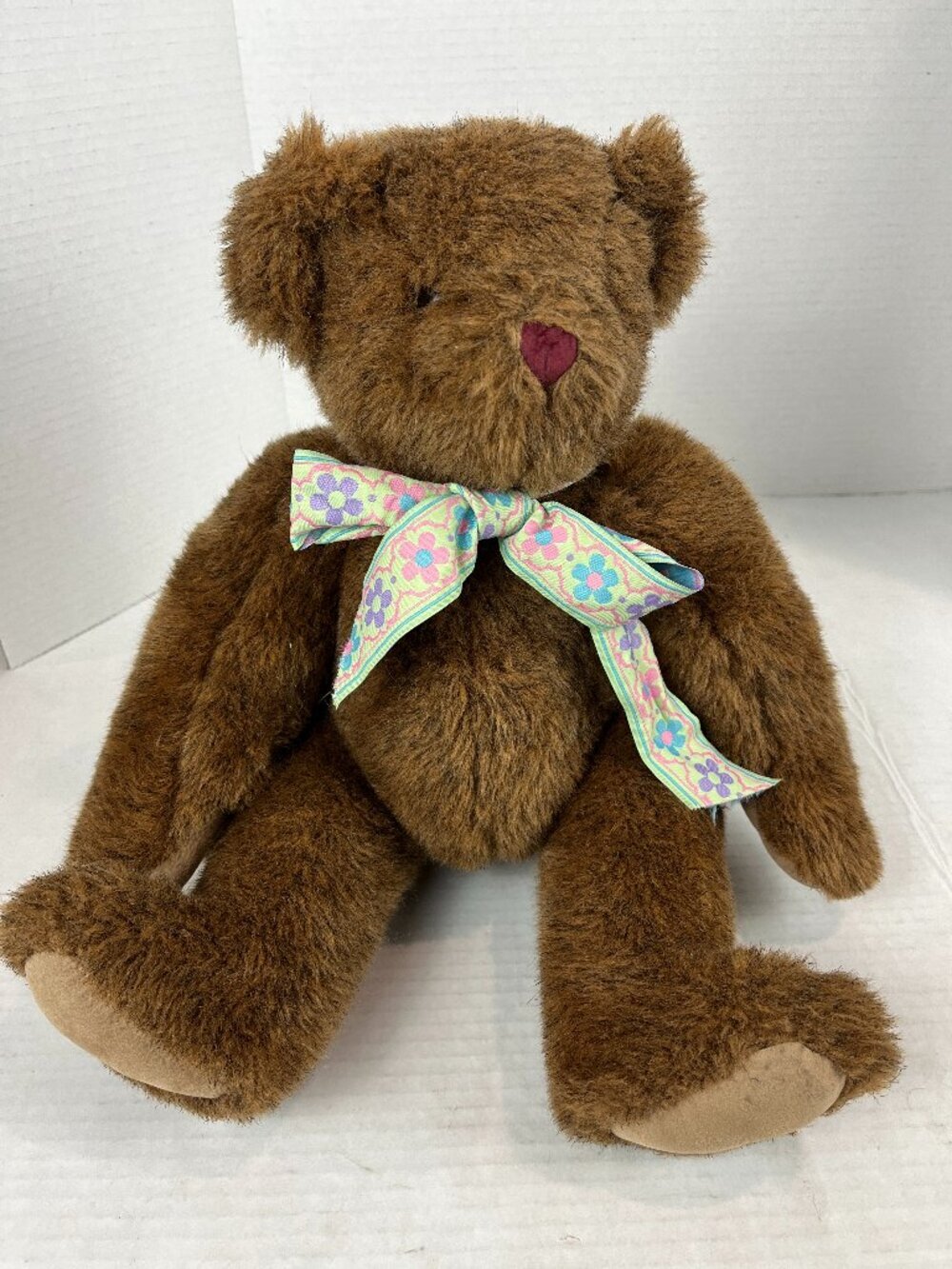 Vermont Teddy Bear, Fully jointed, 16" x 12"